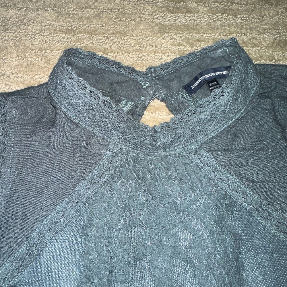 AE Lace Top - Picture 4 of 6